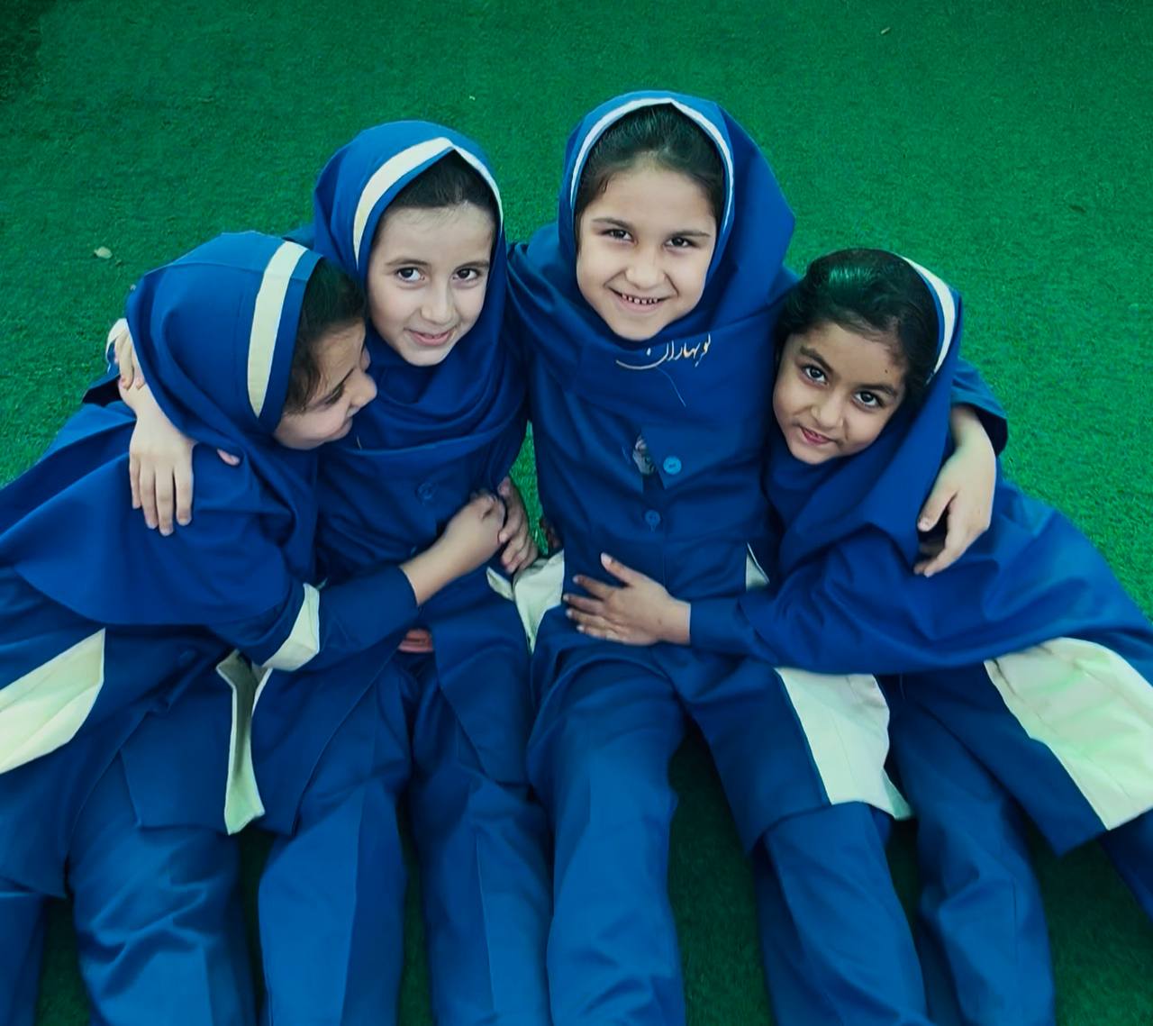 دختران امروز، ستارگان فردا